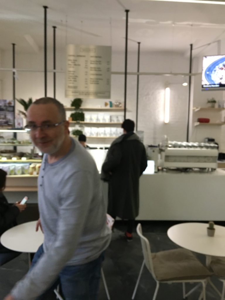 Bloggen in Berlijn, in een koffiehuis in Luisenstadt